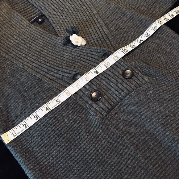 BANANA REPUBLIC Women's Short-Sleeved Sweater Charcoal Gray Sz S - Picture 8 of 11